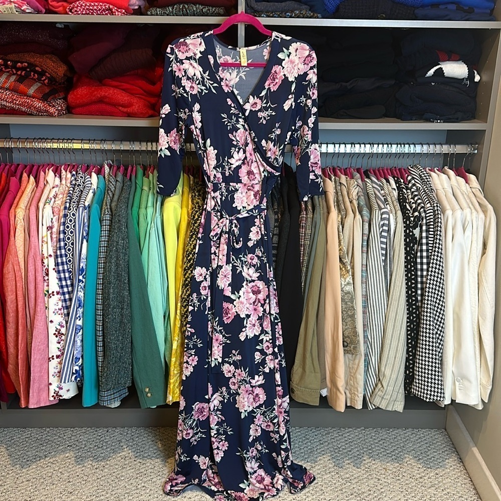 LARA navy with pink flowers 3/4 sleeve v neck maxi dress size M